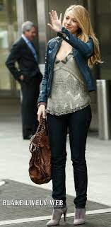 Serena Van Der Woodsen Style The Goodbye Gossip Girl Gossip Girl Outfits Blue Leather Jacket Gossip Girl
