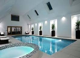 Havuzlu lüks villa 6 dubleks ev den oluşan bi site içinde bulunmakta. 15 Evin Icinde Havuz Olan Evler Goruntuler En Son Ev Modelleri