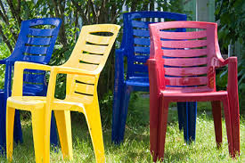 Clean the surface real good with a mild detergent, rinse well and dry. Painting Plastic Chairs Diy True Value Projects