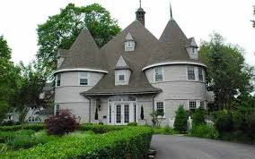 C 1900 Carriage House Marblehead Ma 1 650 000 Old House Dreams Old House Dreams Old Houses Old Houses For Sale