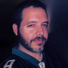 Chris Rohl's Instagram, Twitter & Facebook