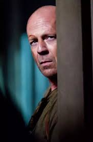 Sağlık sorunlarıyla mücadele eden Bruce Willis'den hayranlarına kötü haber 