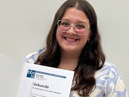 INHALT Liebes #TeamUM,