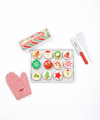 Melissa and doug wooden christmas cookie baking playset velcro toys related links: Look What I Found On Zulily Melissa Doug Slice Bake Christmas Cookie Set By Melissa Doug Zulil Christmas Cookies Cute Christmas Gifts Melissa And Doug