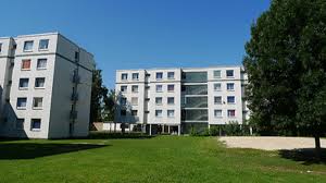 « wohnung im grünen für ein gutes wohngefühl» sie suchen die nähe zur stadt, möchten sich aber dennoch zwischendurch ins grüne zurückziehen?per sofort vermieten wir an der steinmattstrasse 8 in hausen eine helle 4 ½ wohnung mit balkon. Moderne Zimmer Fur Studenten In Hausen