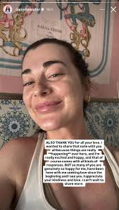 The switch up from not dating to thinking she found her husband at the Bay  Club is insane lol : r/daniellewalter_snark