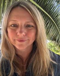 Danielle Dix's Instagram, Twitter & Facebook