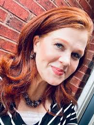 What are the best ways to pair this necklace with other jewelry pieces?