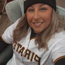 Kelly Rae Jackson (@KellyRAEJackson)