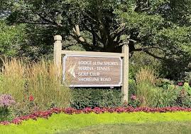 Oak hill began in 1848 as part of the rural cemetery movement, directly inspired by the success of mount auburn cemetery, when william wilson corcoran (also founder of the corcoran gallery of art) purchased 15 acres (6.1 ha) of. 380 Oak Hill Rd Lake Barrington Il 60010 Estately Mls 10944920