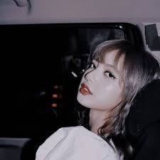 Usai jennie lisa black pink rilis teaser playing with. Perfil Aesthetic De Lisa Blackpink Amino