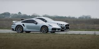 Dude is no journalist, even mclaren said that and now brooksie is butthurt lol, anyways turbo s > every lambooboo. Hennessey Venom 1000 Roll Races 992 Porsche 911 Turbo S Video