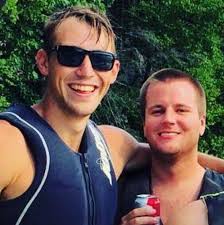 Lizzie Lane and Bobby Schaeffer's Wedding Website