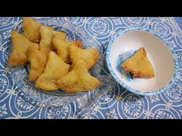 Mini Aloo Samosa Punjabi Samosa Recipe How To Make Samosa At Home Youtube In 2020 Samosa Recipe Recipes How To Make Samosas