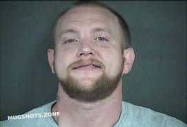 Derek Mellott's Instagram, Twitter & Facebook