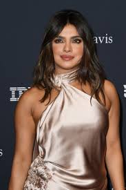 Does priyanka chopra have lip injections. Priyanka Chopra Goes Glamorous In Champagne Colour Nicolas Jebran Backless Gown For Pre Grammys 2020 Party Bollywood News Bollywood Hungama