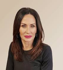 Stacey Minton's Instagram, Twitter & Facebook