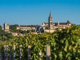 Der hiesige weinbau hat eine eigene appellation (a.o.c. Camping Lacanau