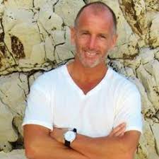 Robert Quigg Clubhouse Profile, Followers, Statistics (@rquigg)