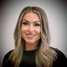 Desiree Dare's Instagram, Twitter & Facebook