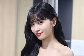 See more ideas about momo, twice, hirai momo. Twice S Momo Writes Heartfelt Letter To Fans Soompi