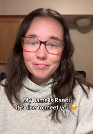 Just a little about me 🤭 #singlemomlife #debtfreejourney #oneincomefamily  #financialgoals #financialstruggles #makingendsmeet #paychecktopaycheck