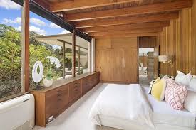 Hay Richmond House 32 Killeaton St St Ives Nsw Modernist Australia House Bedroom With Bath Mid Century House