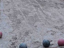 The information below is provided to help standardize the playing surface and dimensions of bocce courts for building new courts or revising current courts. Silver Oyster Shell Bocce Court Expertise Low Prices Fast Delivery