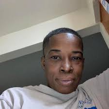 Happy Friday, baby who, I'm ready to take off ✈️ 🤨