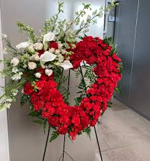 Lewis & sons funeral home on vance avenue is located in the heart of downtown memphis. Open Heart Standing Spray In Memphis Tn Premier Flowers