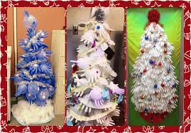 From rustic and farmhouse themed centerpieces to traditional and glam centerpieces, there are ideas for every style and budget. 5 Nursing Christmas Decor Ideas That Are Fun And Easy Nurseslabs
