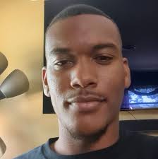 Let's celebrate our next graduate: Di Shaun Walker! Di Shaun (he/him/his)  is graduating with Bachelor's degrees in History and Social Studies  Education! Di Shaun has been one of our very cool Aspiring