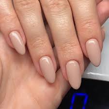12:45 naio nails 410 718. 30 Elegant Almond Nails To Elevate Your Casual Looks