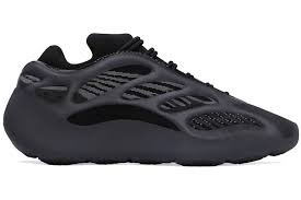 The latest yeezy shoes are sold in many different styles, colors and sizes. 185il0j U6jnhm