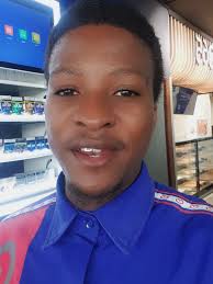 Engen Garage Petrol Attendant Thateka
