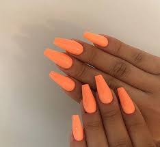The result of red and yellow mixed together, orange can be vibrant and lively, or soft and fuzzy, and our favorite nail polish manufacturers have capitalized on our love for it by providing a vast range of orangey shades for us. Nails Neon Nails Neon Orange Acrylic Nails Neon Acrylic Nails Green Acrylic Nails
