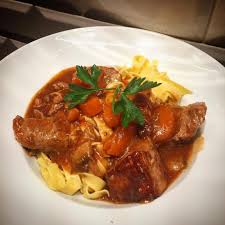 Decouvrez La Recette Du Delicieux Veau Marengo Au Cookeo Recette Pour 4 Personnes T Healthy Recipes Easy Snacks Easy Healthy Recipes Healthy Dinner Recipes