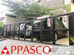 Kami adalah jasa pembuatan pagar minimalis, pagar besi, teralis, kanopi, tangga, pintu, balkon dan rangka bangunan dengan kualitas premium yang sedang berkembang di jabodetabek. Pagar Model Industrial Expanda Di Bendungan Hilir Jakarta Https Bit Ly 2ccasrv Pagar Produk Industrial