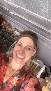 Jennifer Hellums's Instagram, Twitter & Facebook