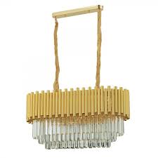 Büyük yemek masası üzerine tam aydınlatma sağlamak için dört tane aynı model sportif etkide sarkıt avize modeli seçilmiş. Trendylight Esila 70x30 Luk Yemek Masasi Ustu Kristal Tasli Sarkit Avize