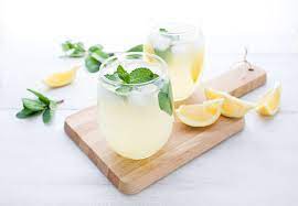 Wir sammeln viel innere hitze, was energie und tatkraft schenkt. 16 Detox Rezepte Zum Entgiften Fur Eine Detox Kur Zuhause