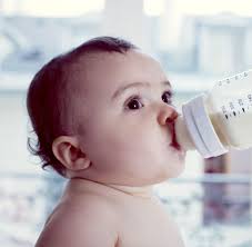 Druck Auf Mutter Ich Habe Mich Geschamt Meinem Baby Die Flasche Zu Geben Welt