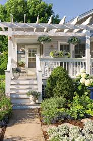 The Front Porch Of This Craftsman Bungalow Faces South So It Receives Direct Sun During The Warmest Part Of The Day By Addin Porch Design Pergola House Front