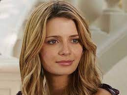 Was airing in the early 2000s, fans of the show were shocked when leading lady marissa cooper, played by mischa barton, was gravely injured in a car accident and died in the arms of her love interest, ryan. What Happened To Mischa Barton And What Is She Doing Now 9celebrity