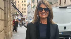 Wikifamouspeople has ranked teresa calandra as of the popular celebs list. 0osp274qhavlim