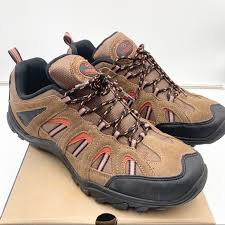 Track deer and other game in comfort with these magellan outdoors men's camo jersey knee boot iii hunting boots. Magellan Outdoors Shoes Magellan Outdoors Prowler Hiking Shoes Men Size 2 Poshmark