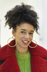 Danielle Dean's Instagram, Twitter & Facebook