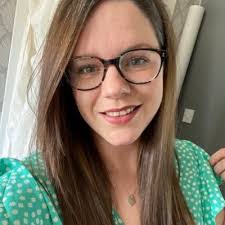 Natasha Welsh's Instagram, Twitter & Facebook