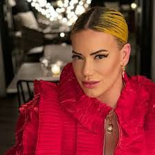 Robert Zabala's Instagram, Twitter & Facebook