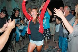 Για να είσαι πάντα μπροστά, ακολούθησε τον κόσμο του fthis.gr: O Polemos Twn Koysta Meros 2o To Poso Twn 171 Ekat Zhtoyse H Sofia Giannikopoyloy Apo Ton Efoplisth